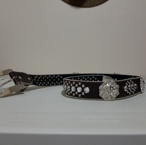NEW.  Leather Belt main image 4